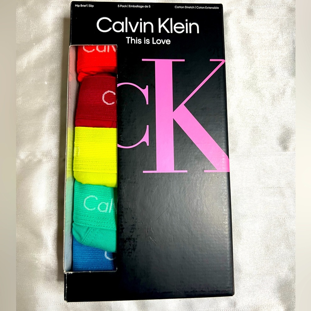 Calvin Klein Men's The Pride Edit 5-Pack Underwear, Size: M